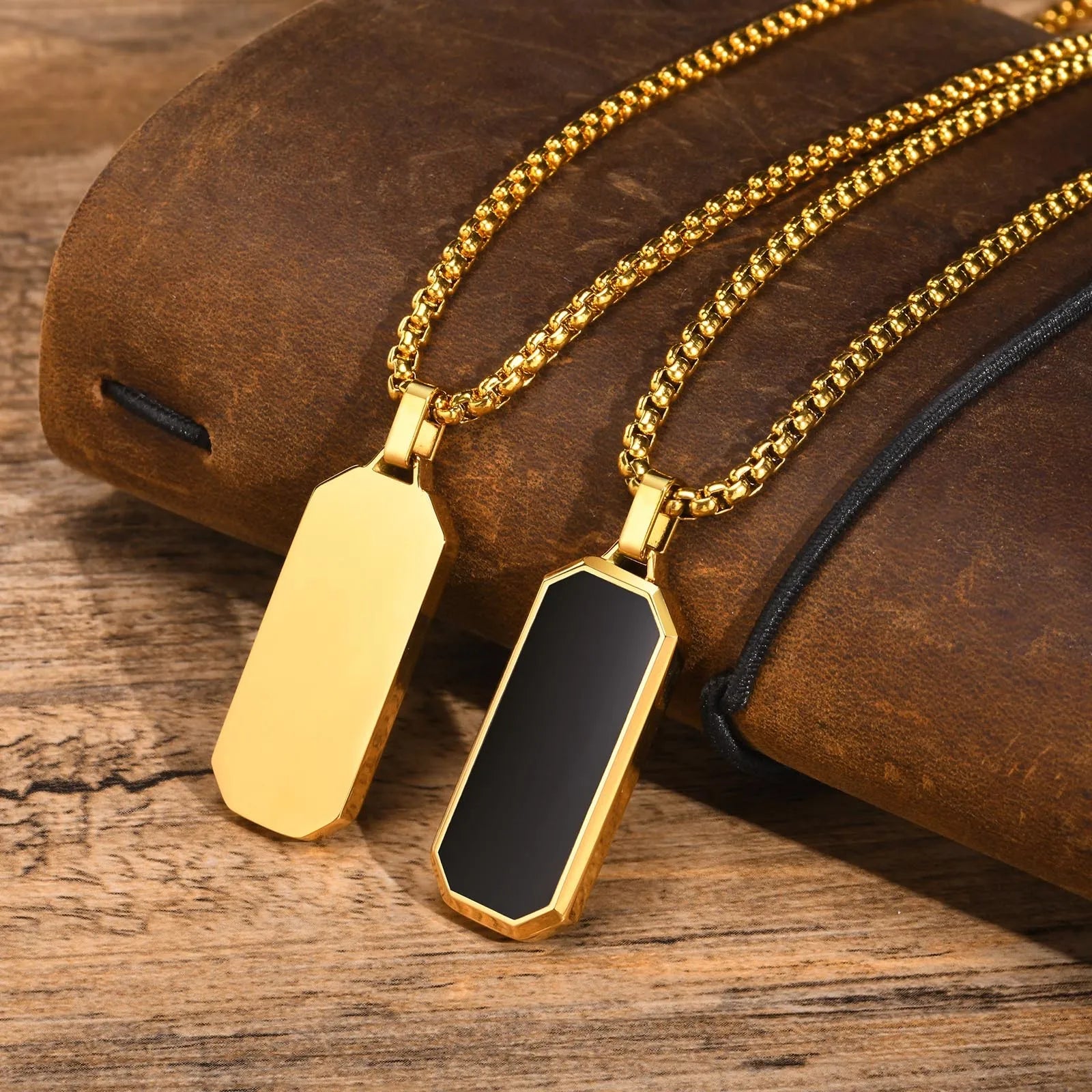 Colar Majestade Onyx: Elegância e Poder