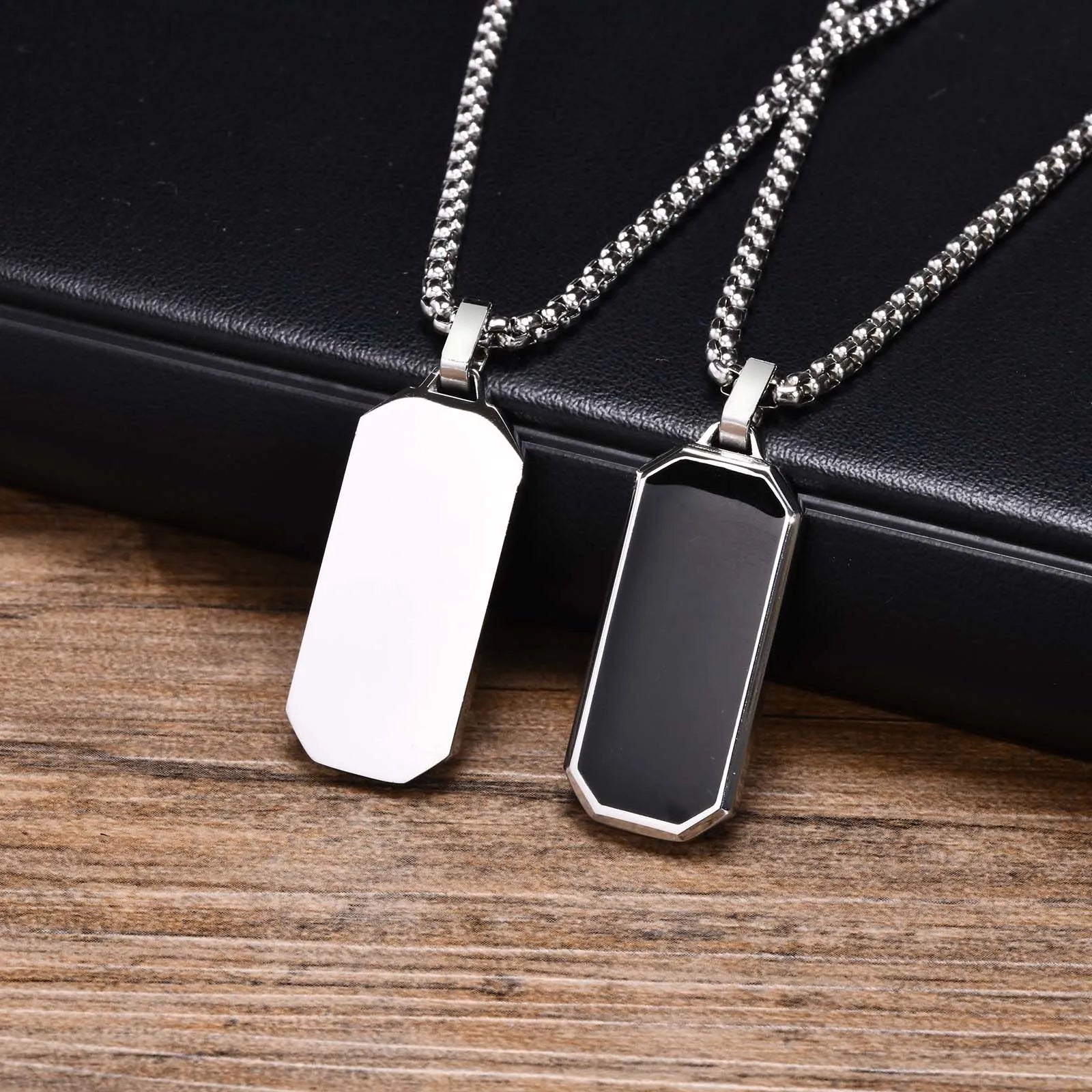 Colar Majestade Onyx: Elegância e Poder