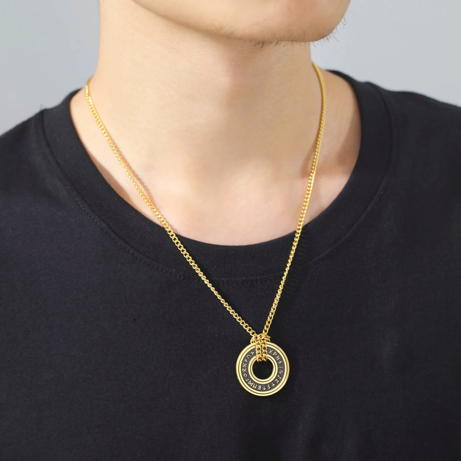 LIKGREAT Vintage Nordic Rune Colares para Homens Aço Inoxidável Norse Runes Viking Jewerly Pagan Elder Futhark Pingente Amuleto