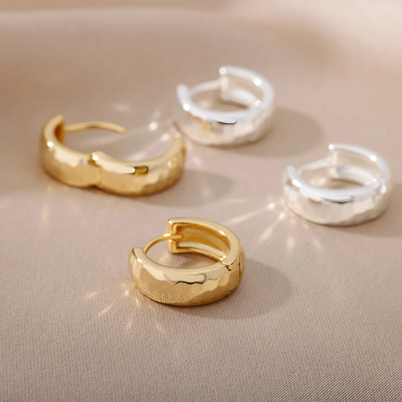 Brincos de argola pequenos cor dourada para mulheres, brincos de aço inoxidável cor prata 2024, joia piercing tendência, presente pendientes mujer