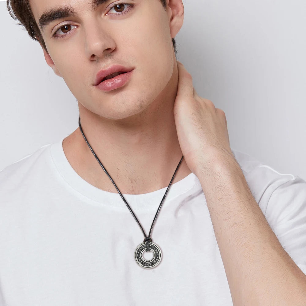LIKGREAT Vintage Nordic Rune Colares para Homens Aço Inoxidável Norse Runes Viking Jewerly Pagan Elder Futhark Pingente Amuleto